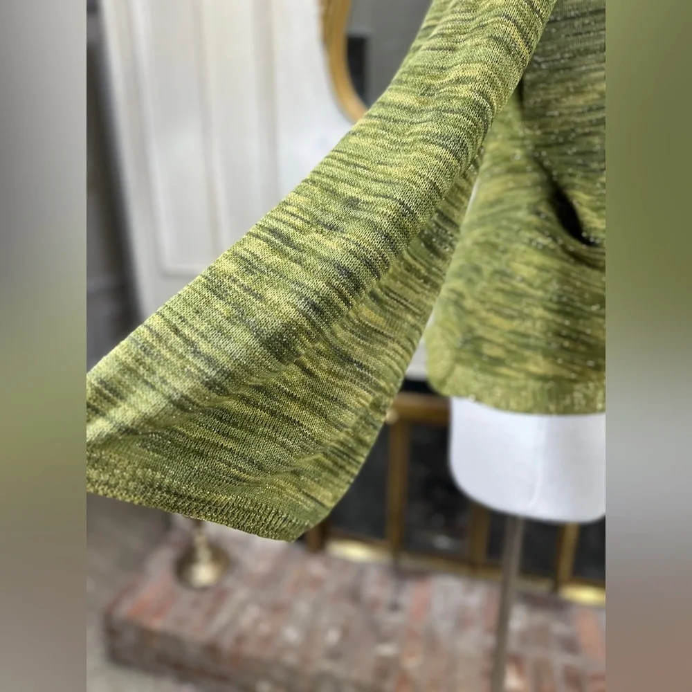 Vintage Kris Tae’s Metallic Olive Green Crossover Knit Sweater Size M USA - Picture 8 of 9